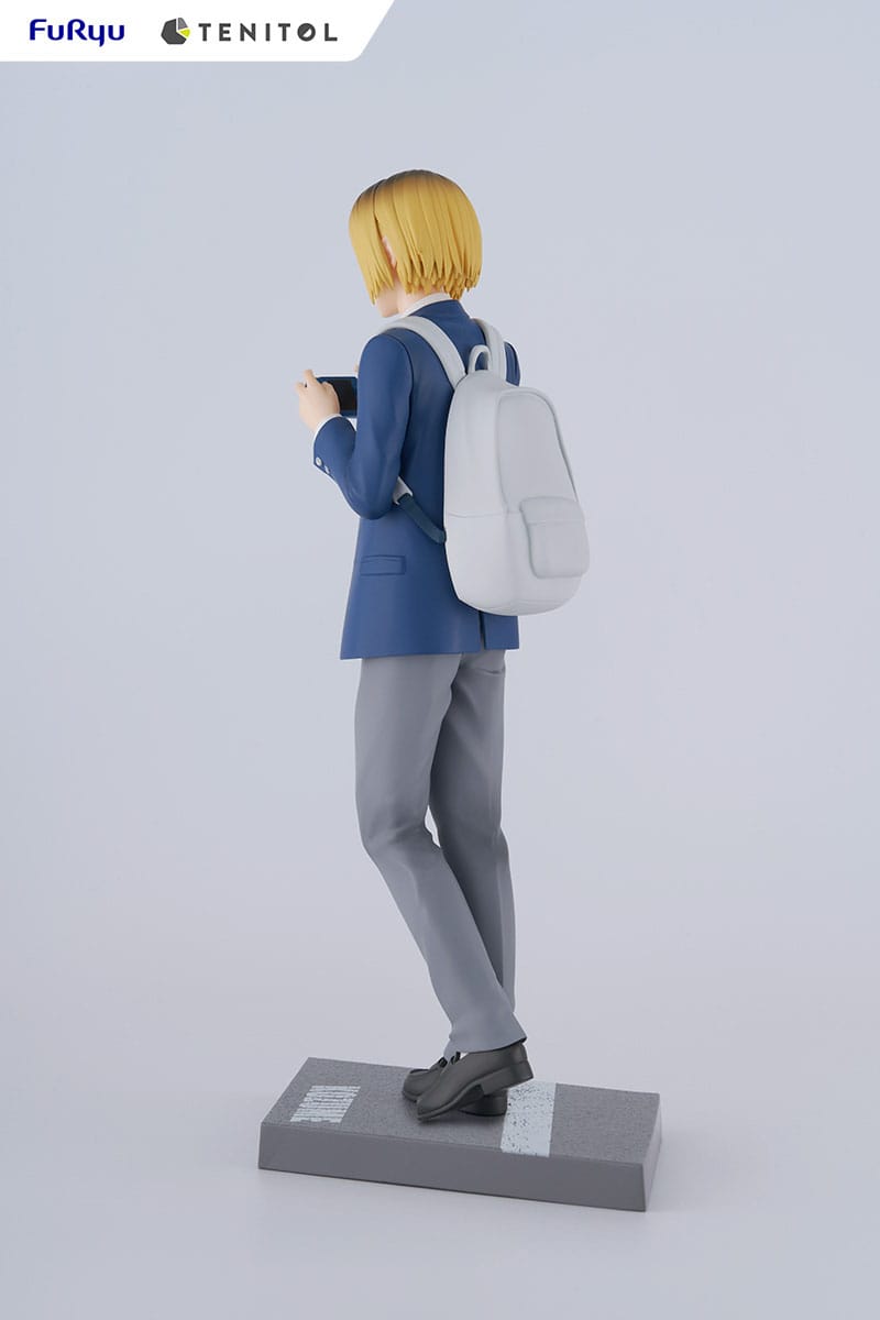 Descubre el apasionante mundo de Estatua Haikyu Kozume Kenma 20 cm.