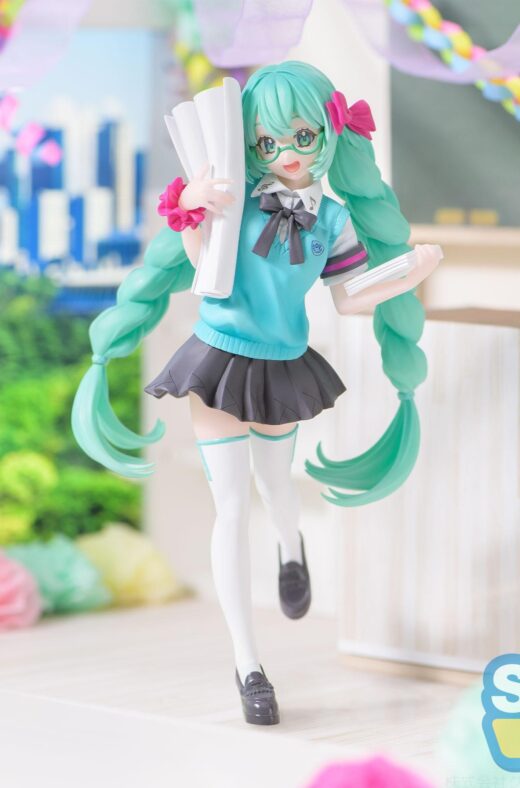 Descubre el apasionante mundo de Estatua Hatsune Miku 16th Anniversary Booota Version.