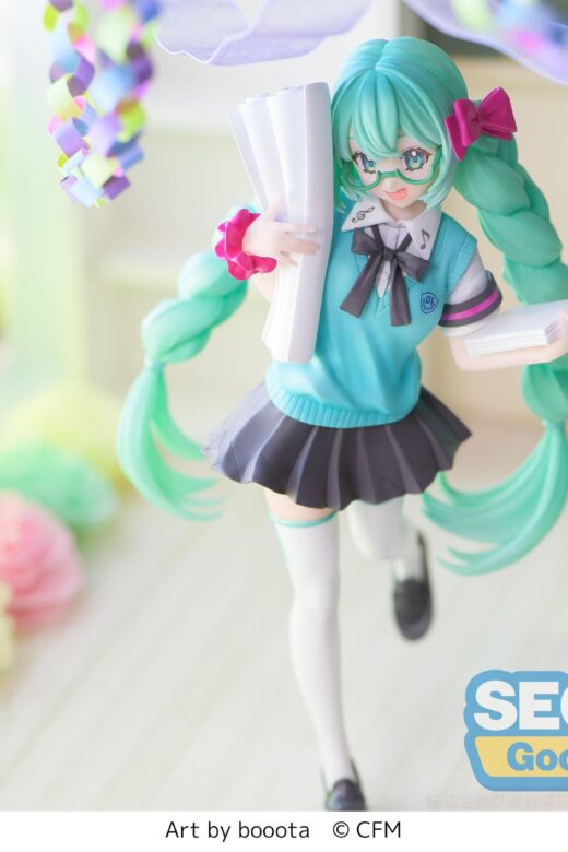 Descubre el apasionante mundo de Estatua Hatsune Miku 16th Anniversary Booota Version.
