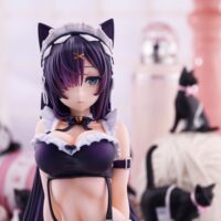 Descubre el apasionante mundo de Estatua Original Character Cat Maid 15 cm.