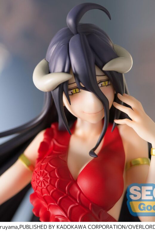 Descubre el apasionante mundo de Estatua Overlord Albedo 23 cm SEGA.