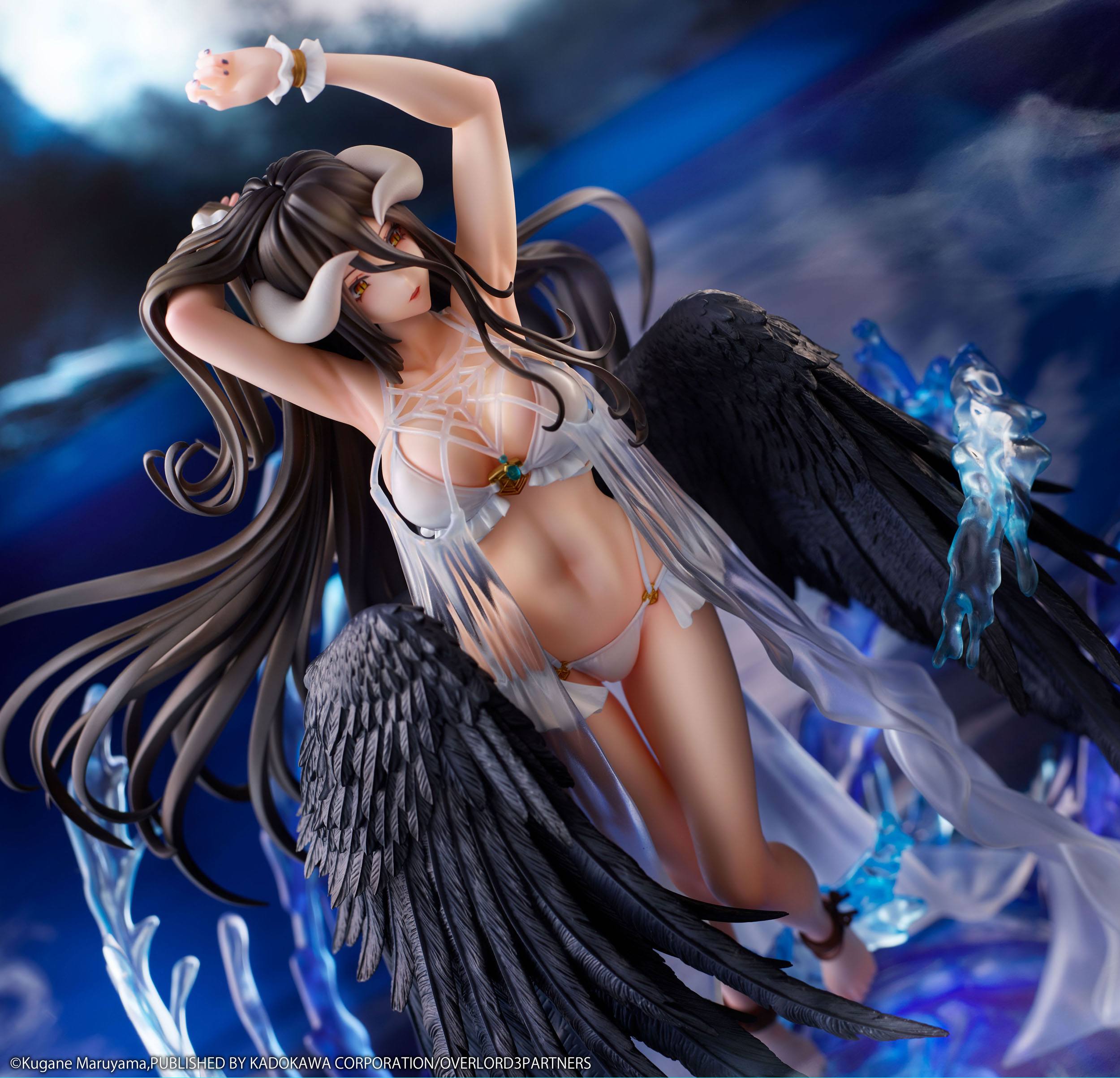 Descubre el apasionante mundo de Estatua Overlord Albedo Bikini Version 32 cm.