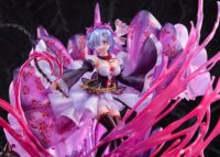 Descubre el apasionante mundo de Estatua Re Zero Oni Rem Crystal Dress Version.