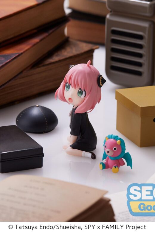 Descubre el apasionante mundo de Estatua SpyxFamily Anya Forger 7 cm.