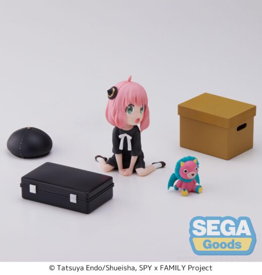 Descubre el apasionante mundo de Estatua SpyxFamily Anya Forger 7 cm.