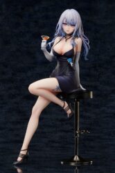 Descubre el apasionante mundo de Estatua Tactics of Midwinter 28 cm.