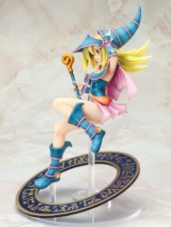 Descubre el apasionante mundo de Estatua YuGiOh Dark Magician Girl 21 cm.