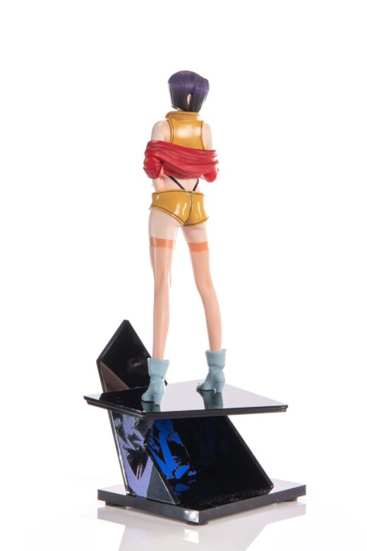 Descubre el apasionante mundo de Estatua Cowboy Bebop Faye Valentine 32 cm.