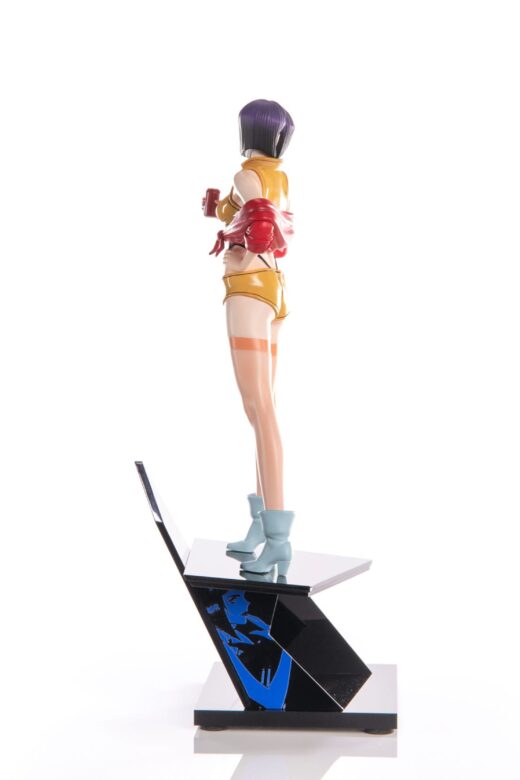 Descubre el apasionante mundo de Estatua Cowboy Bebop Faye Valentine 32 cm.