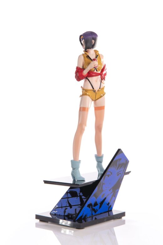 Descubre el apasionante mundo de Estatua Cowboy Bebop Faye Valentine 32 cm.