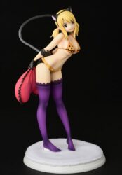 Descubre el apasionante mundo de Estatua Lucy Heartfilia Halloween CAT Gravure.