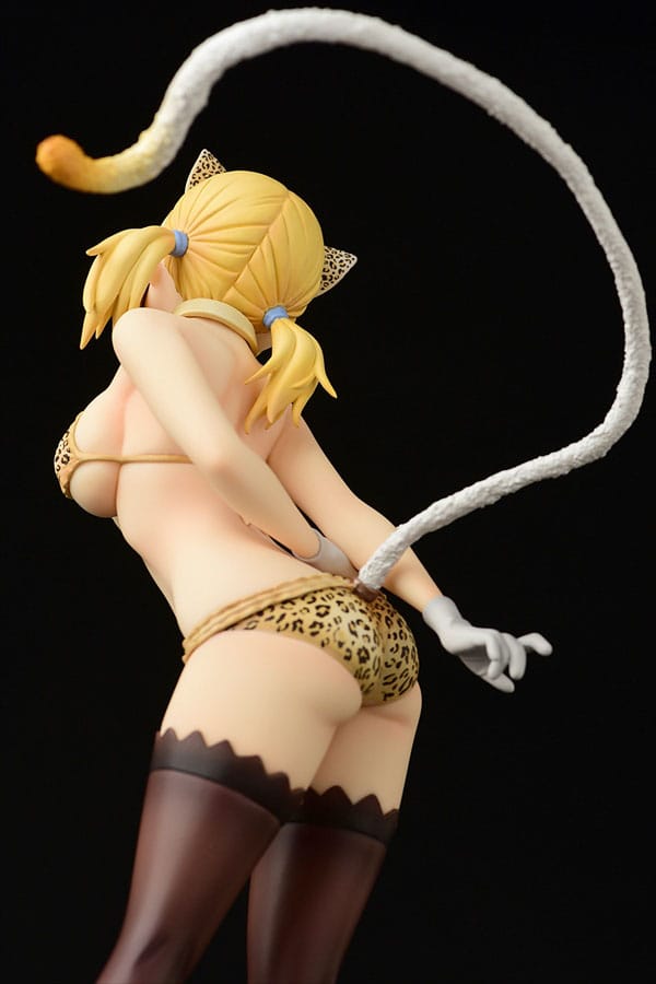 Descubre el apasionante mundo de Estatua Lucy Heartfilia Leopard print CAT Gravure.