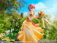 Descubre el apasionante mundo de Estatua SHIBUYA SCRAMBLE Ichika Floral Dress.