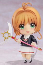 Descubre el apasionante mundo de Figura Nendoroid Sakura Kinomoto Uniform Version.