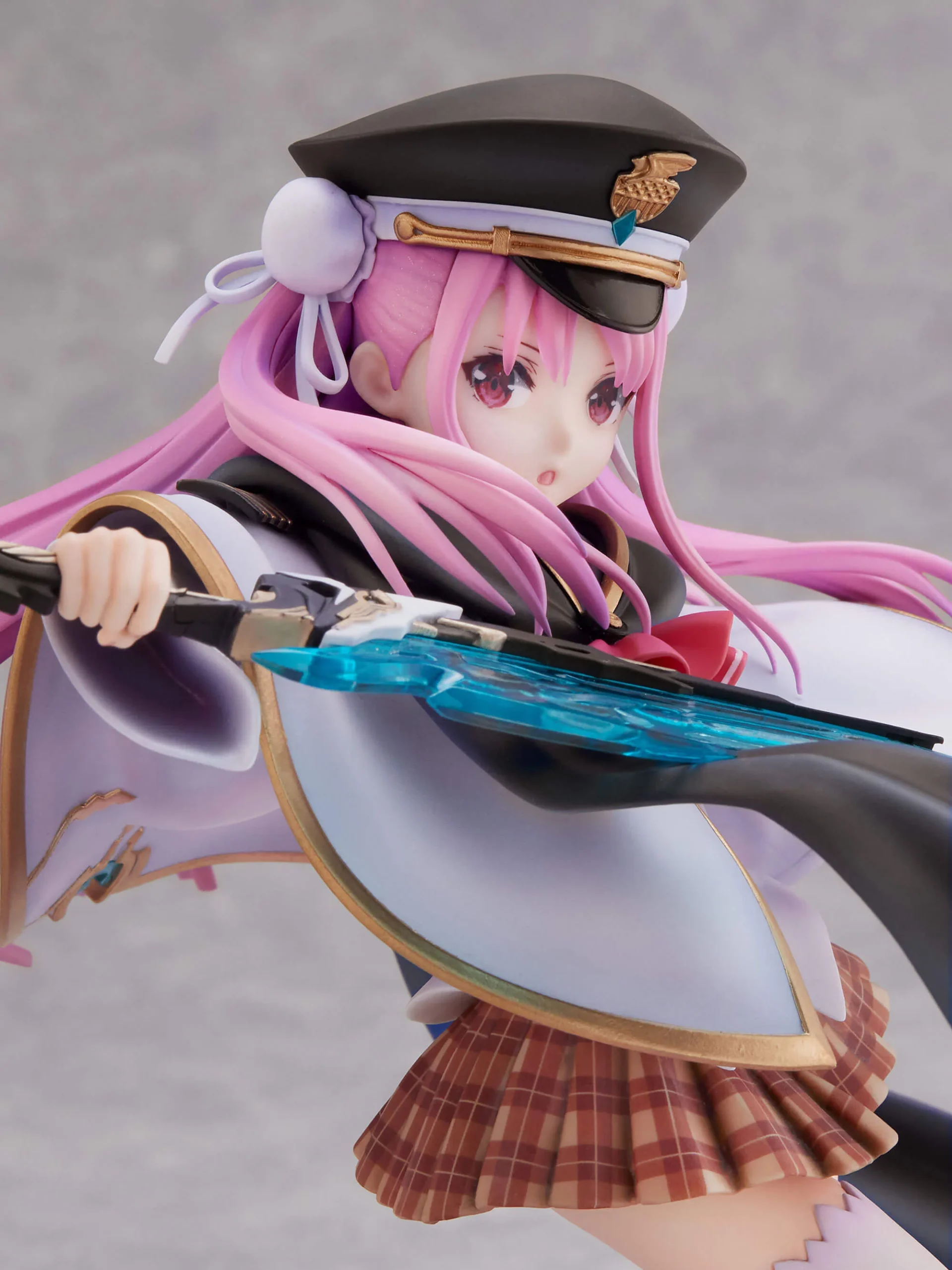 Descubre el apasionante mundo de Estatua Heaven Burns Red Tama Kunimi.