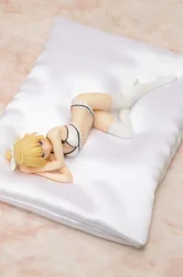 Descubre el apasionante mundo de Figura Fate Stay Night Saber Lily Lingerie Style.