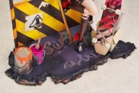 Descubre el apasionante mundo de Estatua Arknights Surtr Liberte Echec Version.