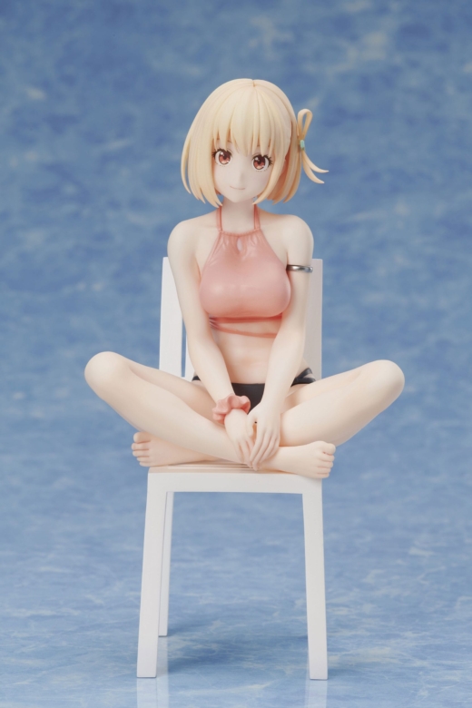 Estatua Lycoris Recoil Chisato Nishikigi 16 cm