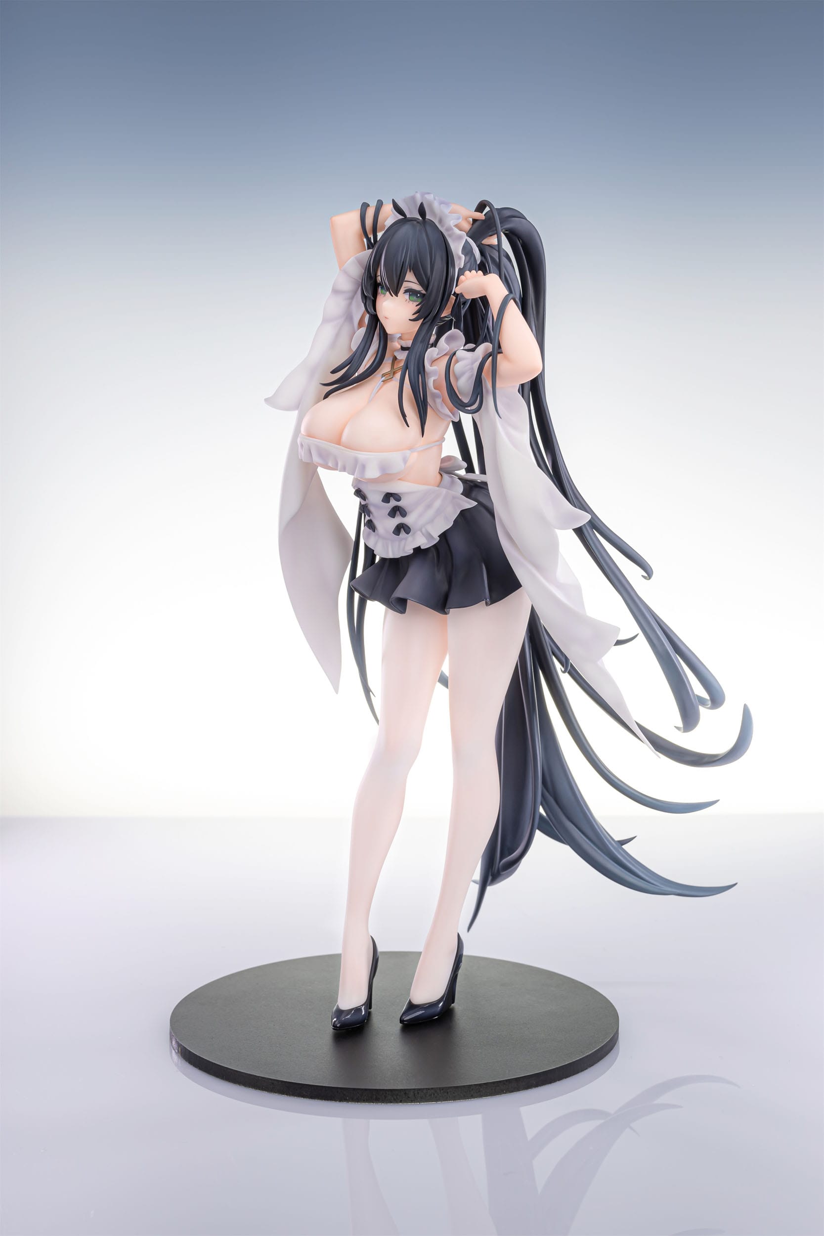 Descubre el apasionante mundo de Estatua Azur Lane Indomitable Ms. Motivationless Maid.