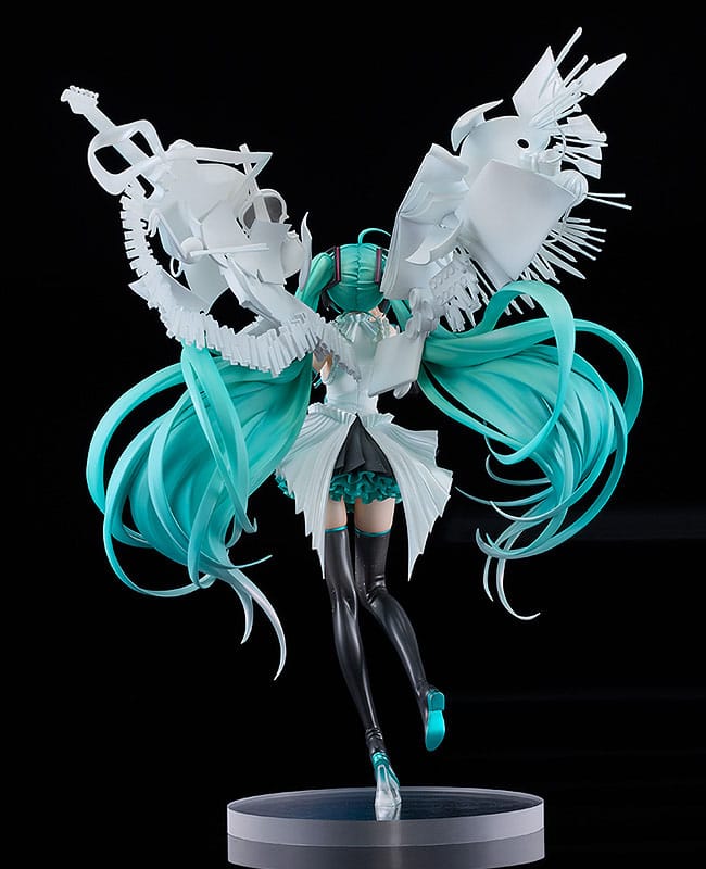 Descubre el apasionante mundo de Estatua Hatsune Miku Happy 16th Birthday Version.