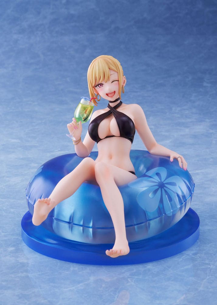 Descubre el apasionante mundo de Estatua My Dress-Up Darling Marin Kitagawa Night Pool Version.