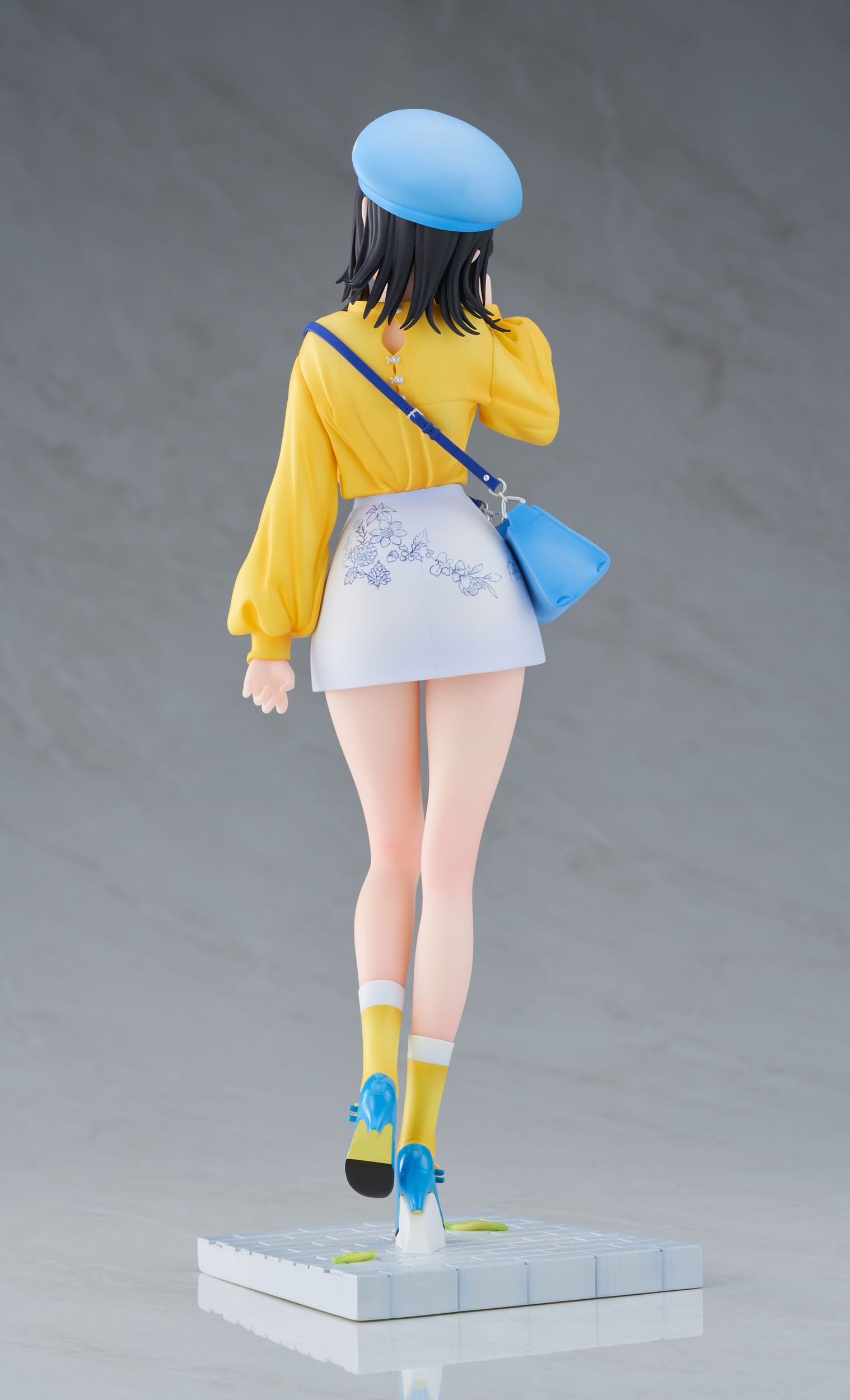 Descubre el apasionante mundo de Estatua Original Illustration Platonica.