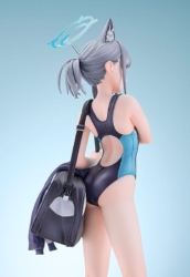 Descubre el apasionante mundo de Estatua Blue Archive Shiroko Sunaookami Swimsuit.