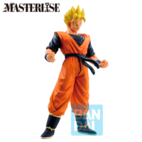 Descubre el apasionante mundo de Figura Son Gohan Dueling to the Future.