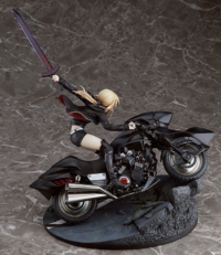 Descubre el apasionante mundo de Estatua Fate Grand Order Saber Altria Alter Cuirassier Noir.