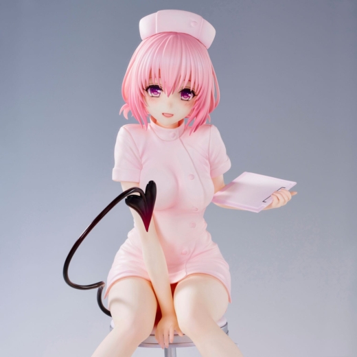 Descubre el apasionante mundo de Estatua Momo Belia Deviluke Nurse Costume.