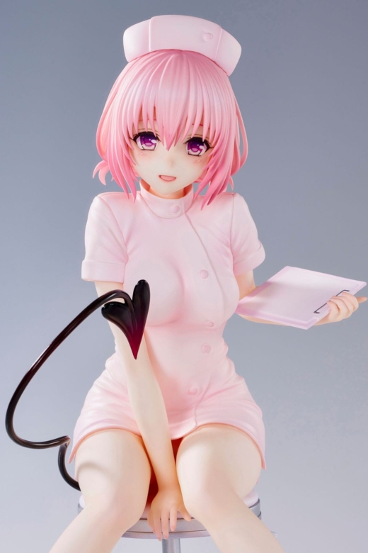 Descubre el apasionante mundo de Estatua Momo Belia Deviluke Nurse Costume.