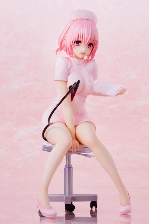 Descubre el apasionante mundo de Estatua Momo Belia Deviluke Nurse Costume.