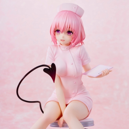 Descubre el apasionante mundo de Estatua Momo Belia Deviluke Nurse Costume.