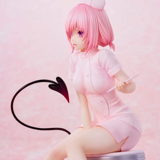 Descubre el apasionante mundo de Estatua Momo Belia Deviluke Nurse Costume.