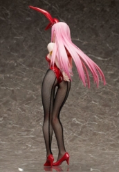 Descubre el apasionante mundo de Estatua Zero Two Bunny re-run.