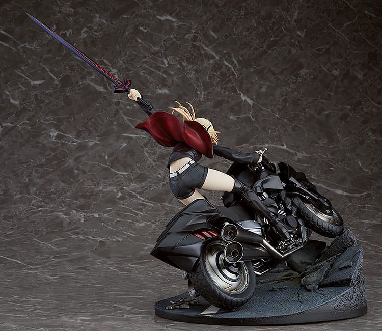 Descubre el apasionante mundo de Estatua Fate Grand Order Saber Altria Alter Cuirassier Noir.