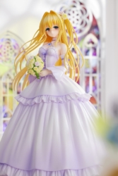 Descubre el apasionante mundo de Estatua Konjiki no Yami Wedding Bonus To Love-Ru Darkness.