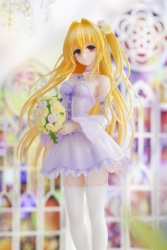 Descubre el apasionante mundo de Estatua Konjiki no Yami Wedding Bonus To Love-Ru Darkness.