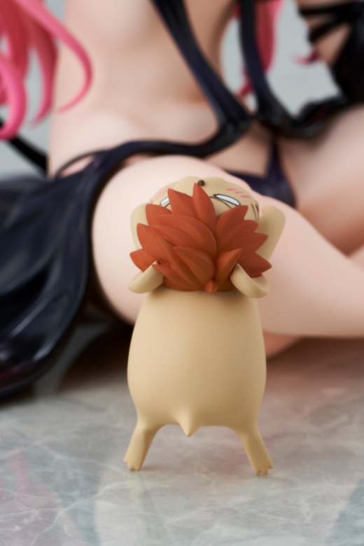 Descubre el apasionante mundo de Estatua Nana Astar Deviluke y Yuuki Rito To Love-Ru Darkness.