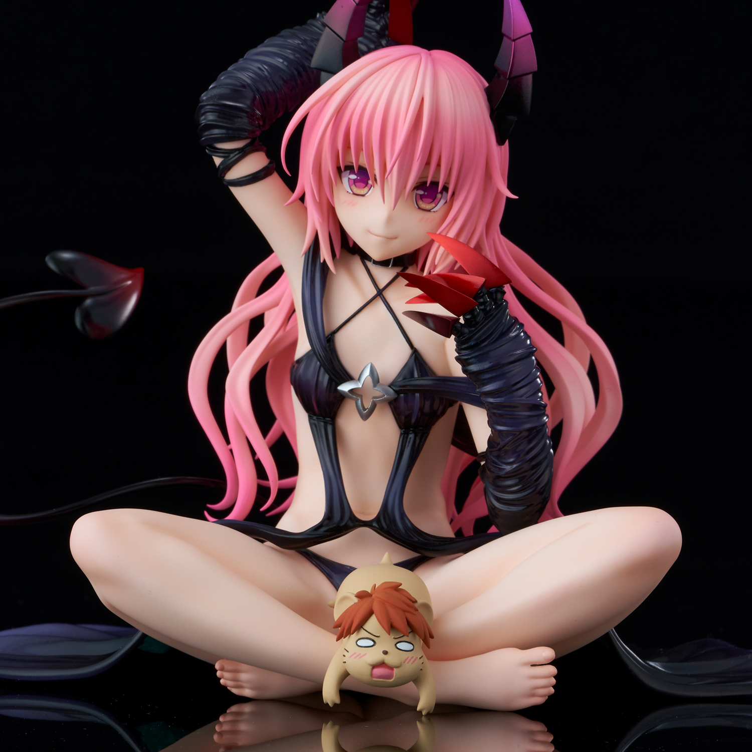 Descubre el apasionante mundo de Estatua Nana Astar Deviluke y Yuuki Rito To Love-Ru Darkness.