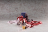 Descubre el apasionante mundo de Estatua Chao Ho Frolicking Flowers Azur Lane.