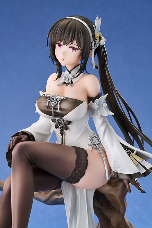 Descubre el apasionante mundo de Estatua Chin Hai Azur Lane.