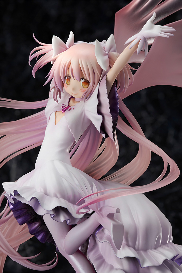Descubre el apasionante mundo de Ultimate Madoka Limited Edition.