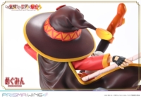 Descubre el apasionante mundo de Estatua Chomusuke Megumin Prisma Wing.
