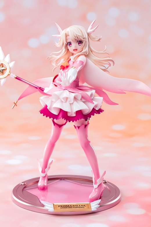 Descubre el apasionante mundo de Estatua Illyasviel Von Einzbern Anime Project.