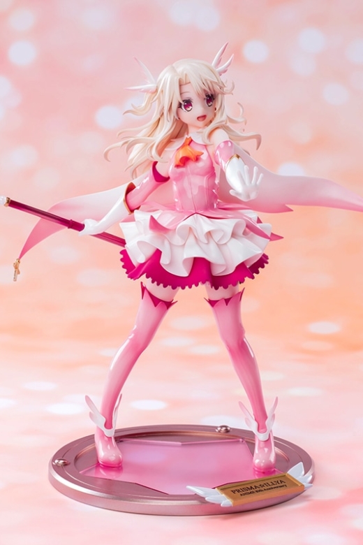 Descubre el apasionante mundo de Estatua Illyasviel Von Einzbern Anime Project.