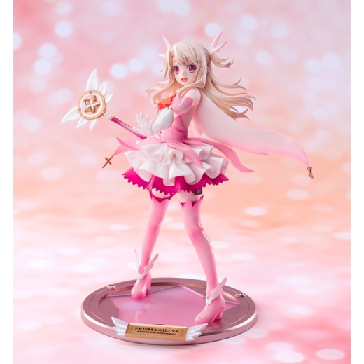 Descubre el apasionante mundo de Estatua Illyasviel Von Einzbern Anime Project.