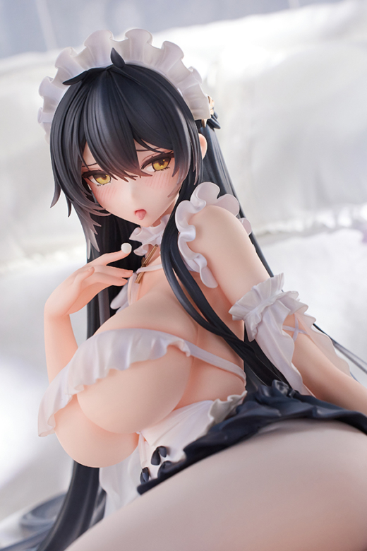 Descubre el apasionante mundo de Estatua Indomitable Motivationless Maid Azur Lane.