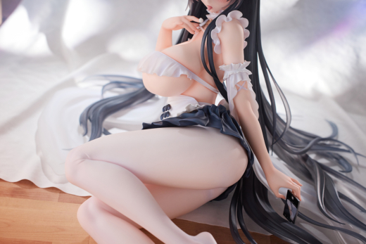 Descubre el apasionante mundo de Estatua Indomitable Motivationless Maid Azur Lane.