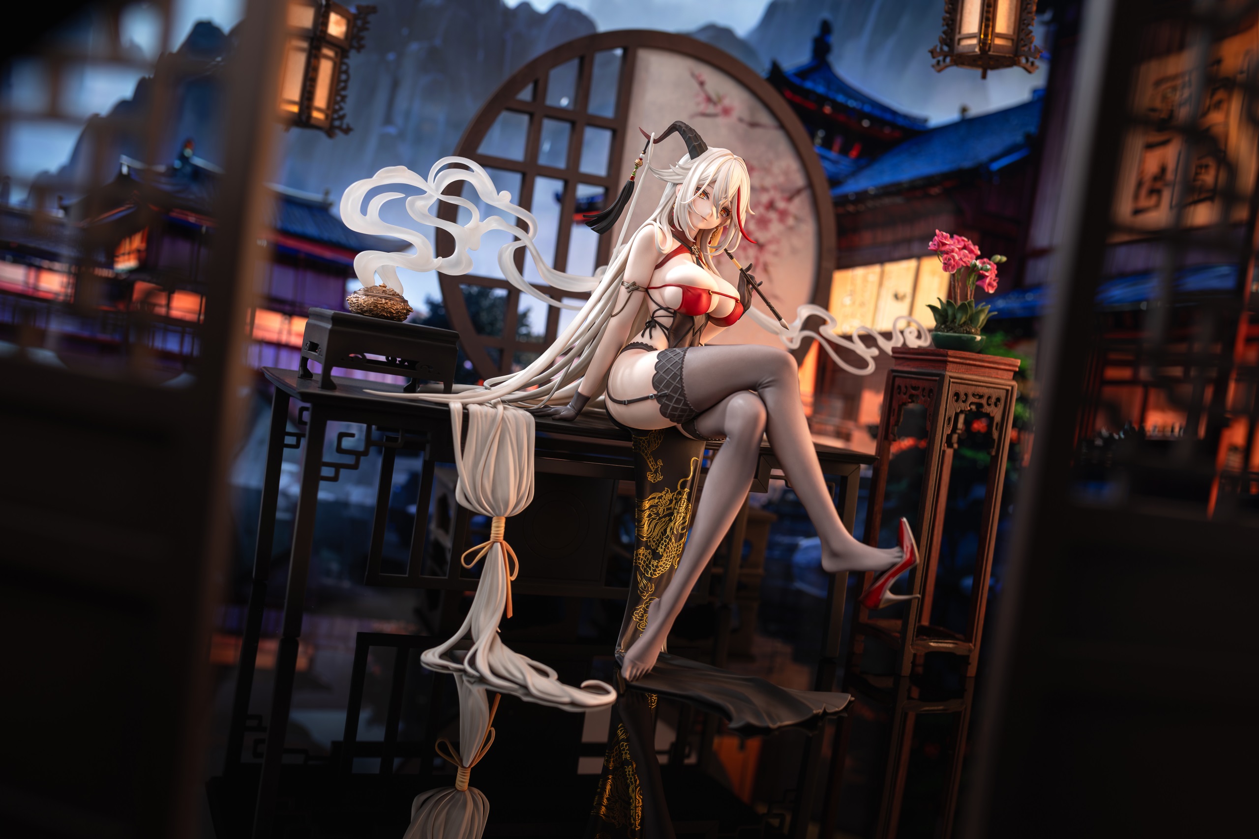 Descubre el apasionante mundo de Estatua Ägir Golden Dragon.